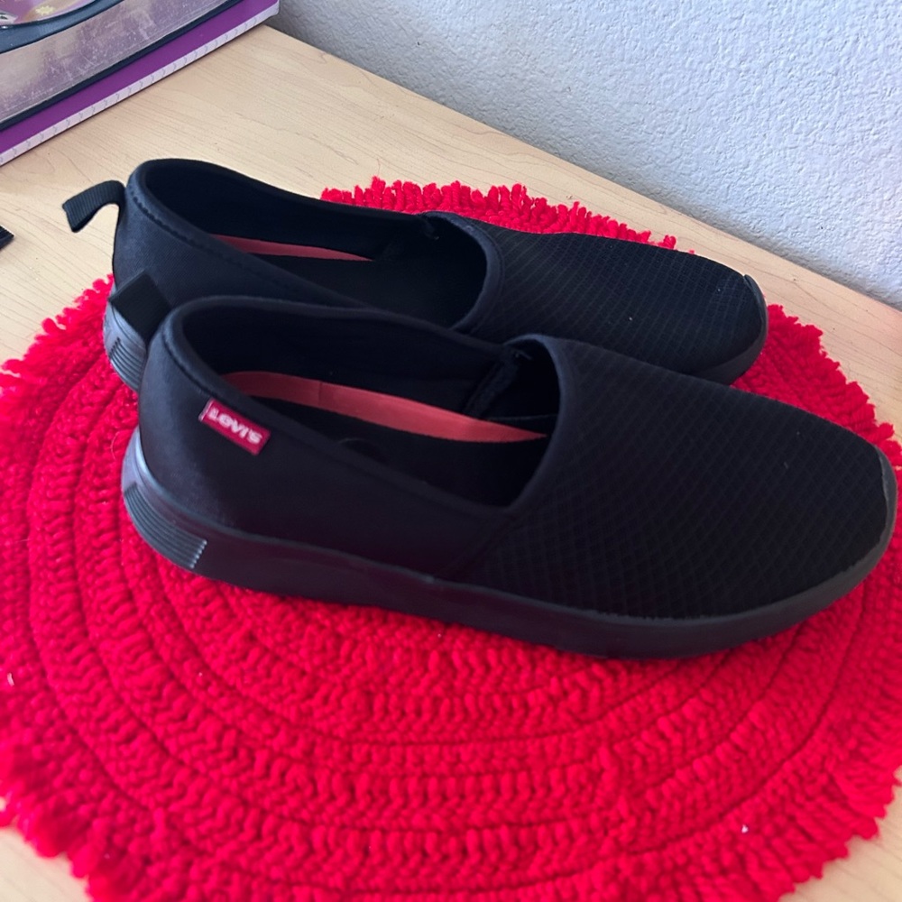 Skechers Levi’s  casual and comfy